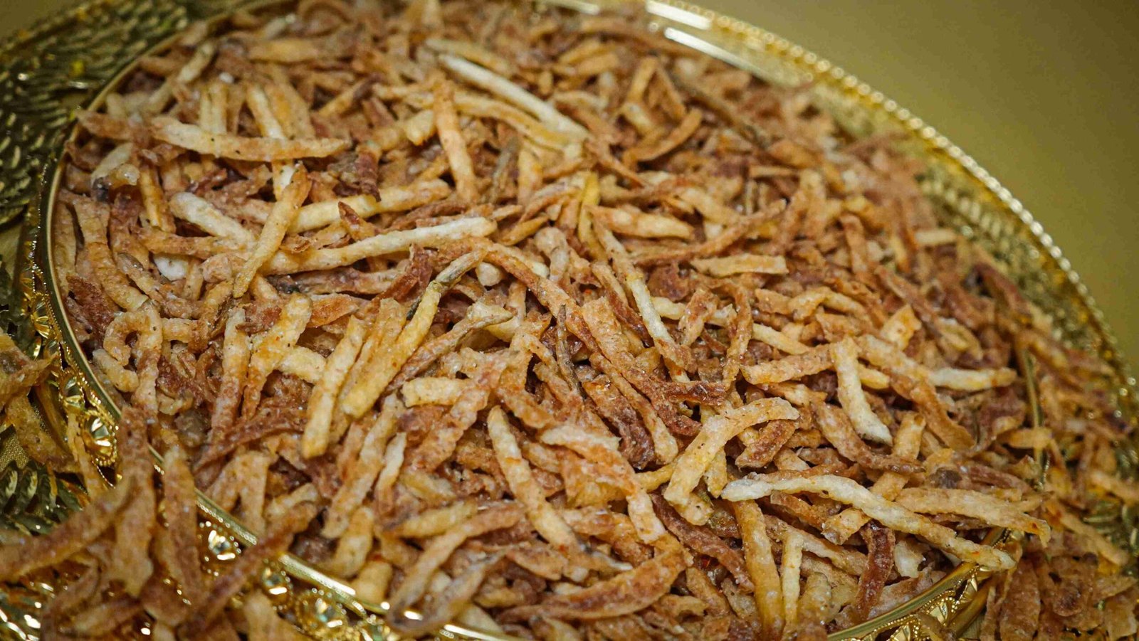 Aloo Lacha (Potato Noodles)