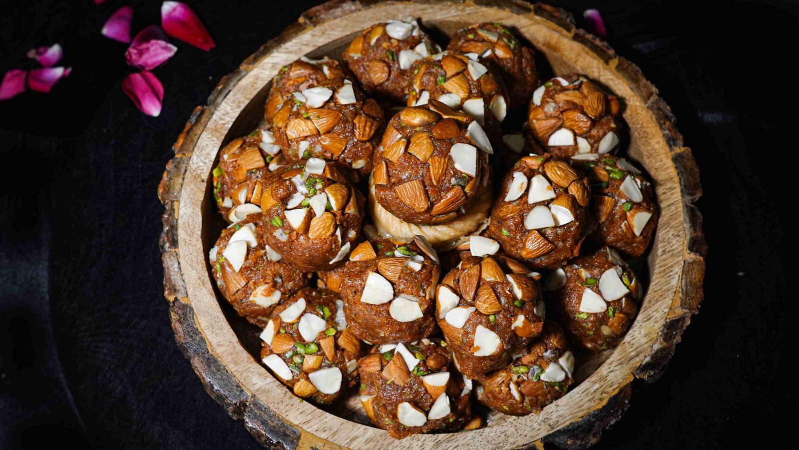 Special Amritsar Urad Dal Pinni